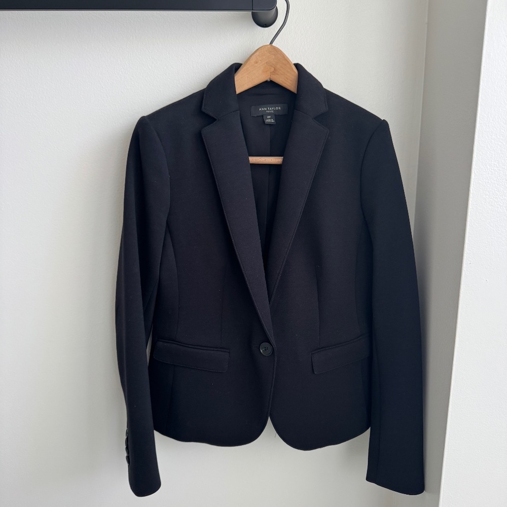 Ann Taylor Petite Black Suit Jacket (00P)
